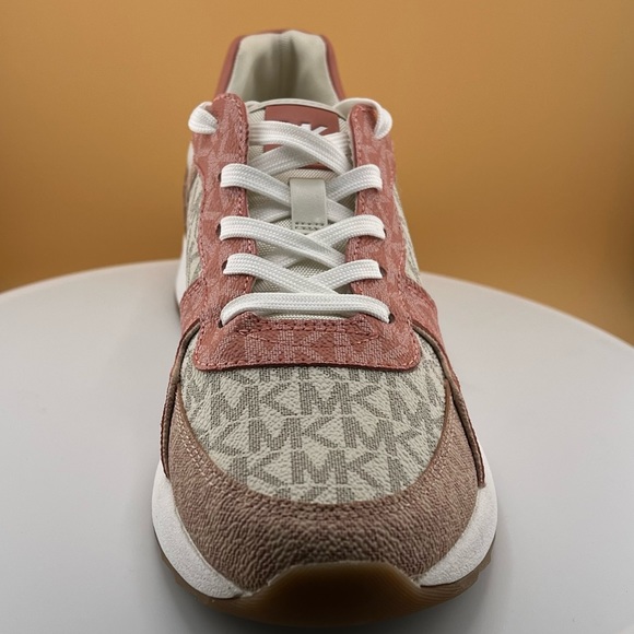 Michael Kors Logo Lace-Up Sneakers - Picture 12 of 16